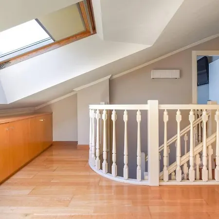 Apartment Myhouseasturias - Moderno Duplex Con Parking *