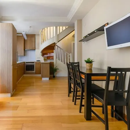 Apartment Myhouseasturias - Moderno Duplex Con Parking Gijon